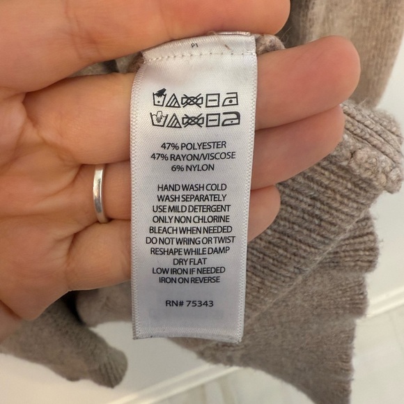 Women’s Cozy Sweater Cardigan; Chunky Knit; Waterfall Sweater; Large; Beige/Tan - Picture 7 of 8